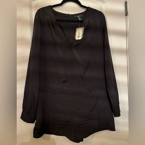 🚨 BNWT Women’s Forever 21 Black Long Sleeved Romper